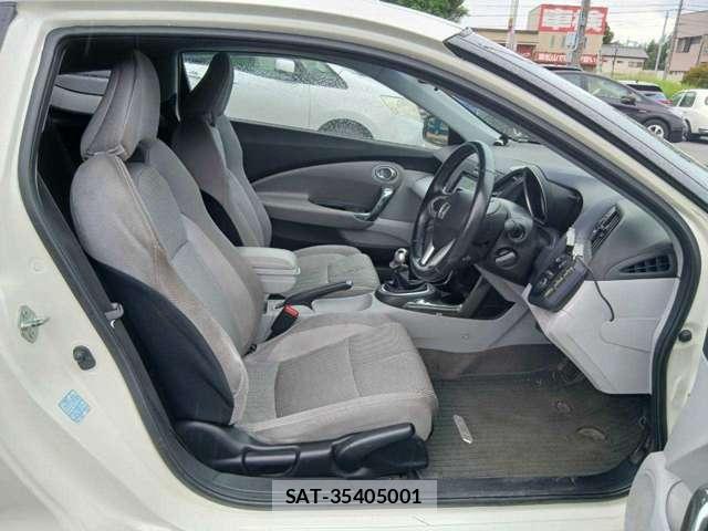 Honda CR-Z 2011-03 8769943-4