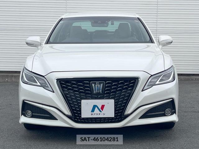 Toyota CROWN HYBRID 2018-12 8769439-14