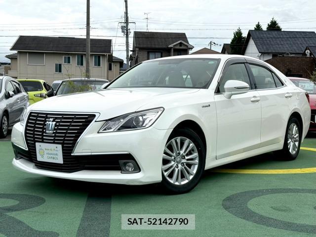Toyota CROWN HYBRID 2013-08 8769982-0