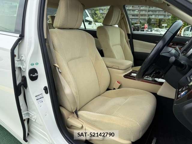 Toyota CROWN HYBRID 2013-08 8769982-5