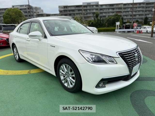 Toyota CROWN HYBRID 2013-08 8769982-9