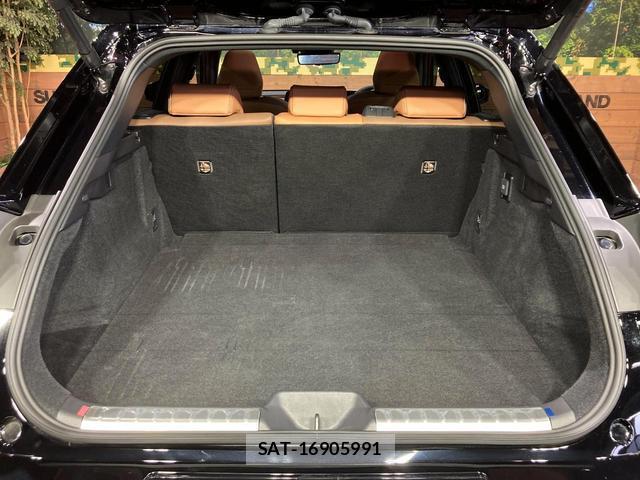 Toyota CROWN 2024-03 8769796-10