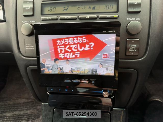 Toyota CROWN 2002-03 8769444-19