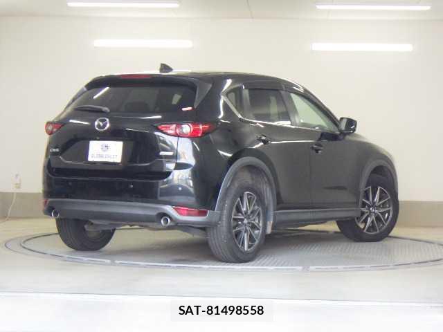 Mazda CX-5 2017-08 8769578-1