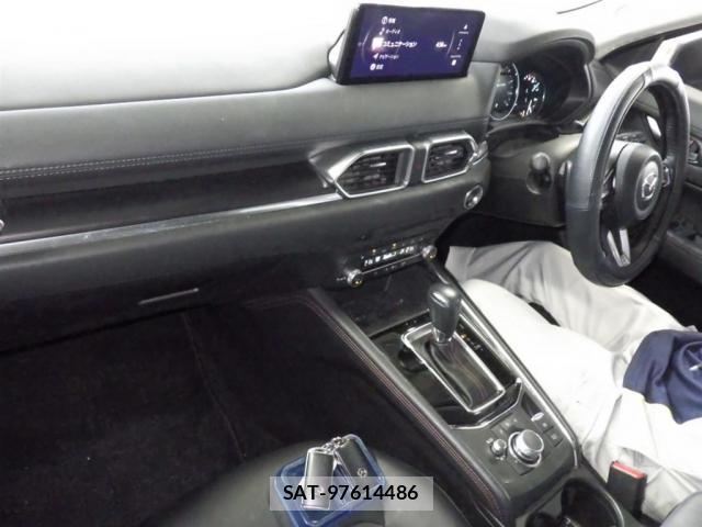 Mazda CX-5 2023-03 8769678-2