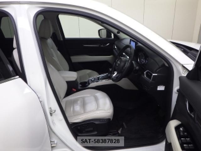 Mazda CX-5 2017-06 8769725-3