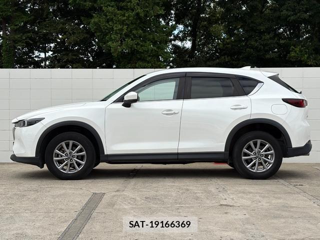 Mazda CX-5 2022-01 8770034-9