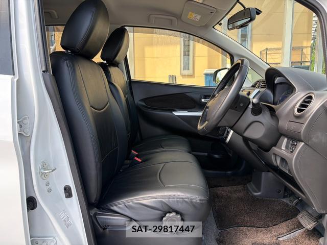Nissan DAYZ 2015-06 8768890-4