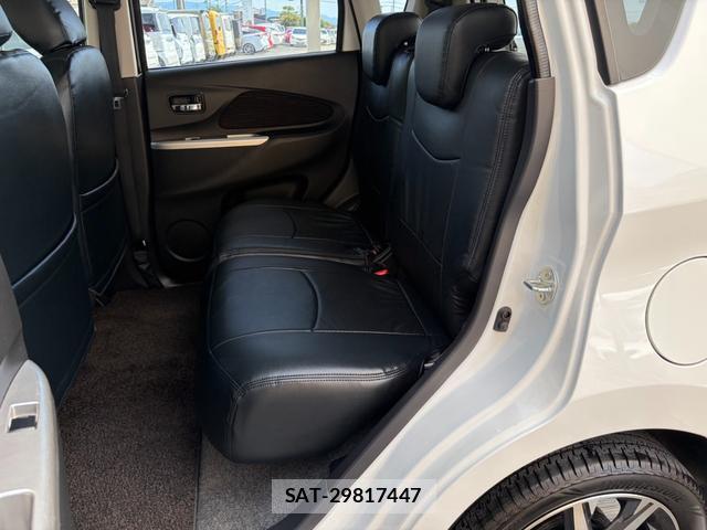 Nissan DAYZ 2015-06 8768890-7