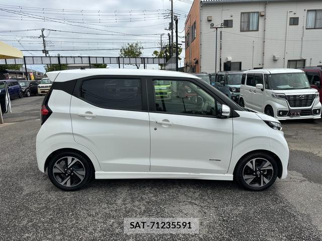 Nissan DAYZ 2019-11 8770158-5