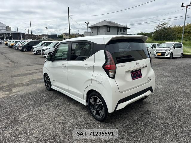 Nissan DAYZ 2019-11 8770158-8