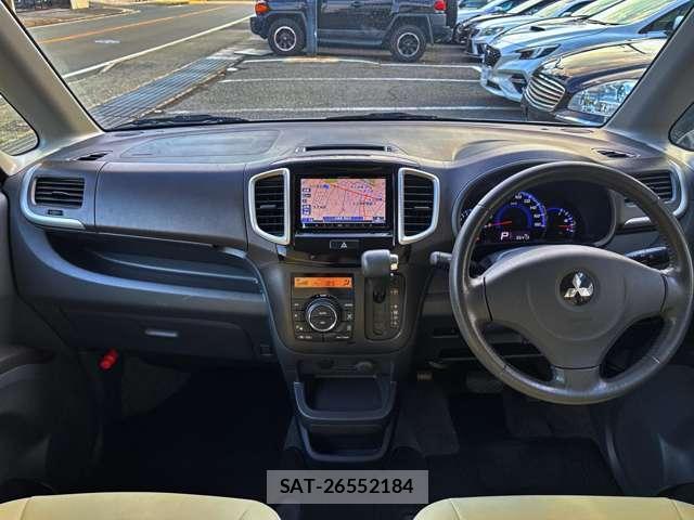 Mitsubishi DELICA 2012-02 8769406-1
