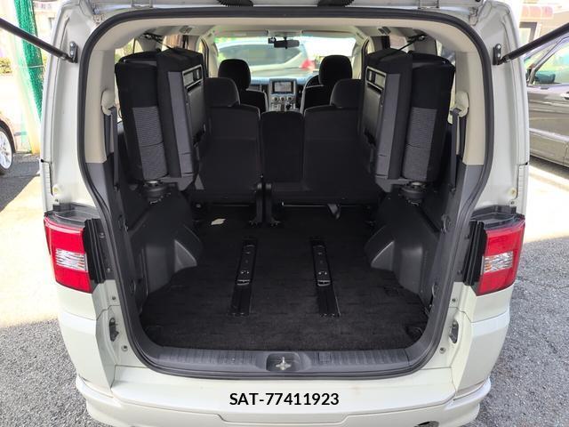 Mitsubishi DELICA 2007-08 8769012-17
