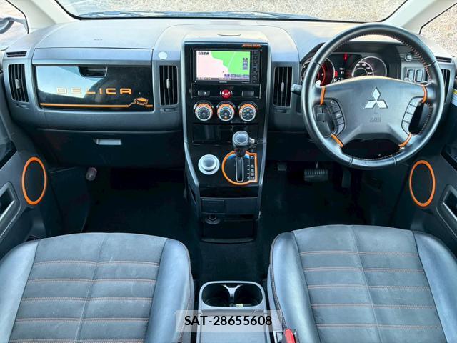 Mitsubishi DELICA 2017-12 8769948-2