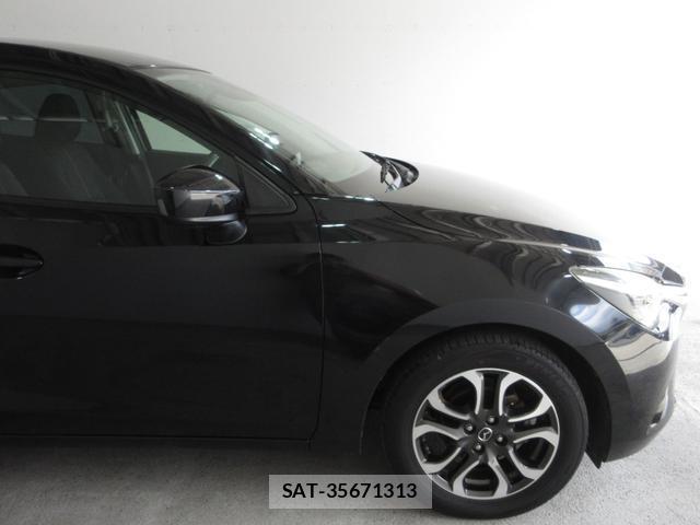 Mazda DEMIO 2015-10 8770112-10