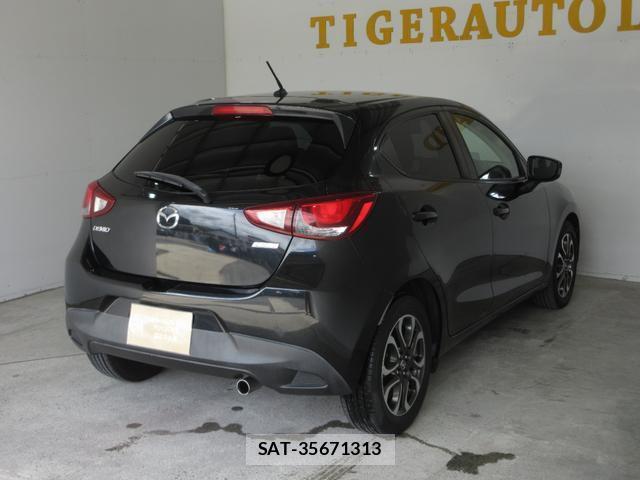 Mazda DEMIO 2015-10 8770112-8