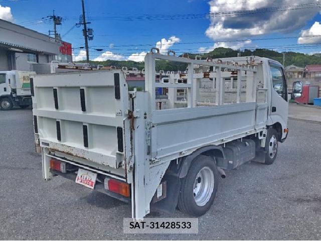 Toyota DYNA TRUCK 2012 8770202-1