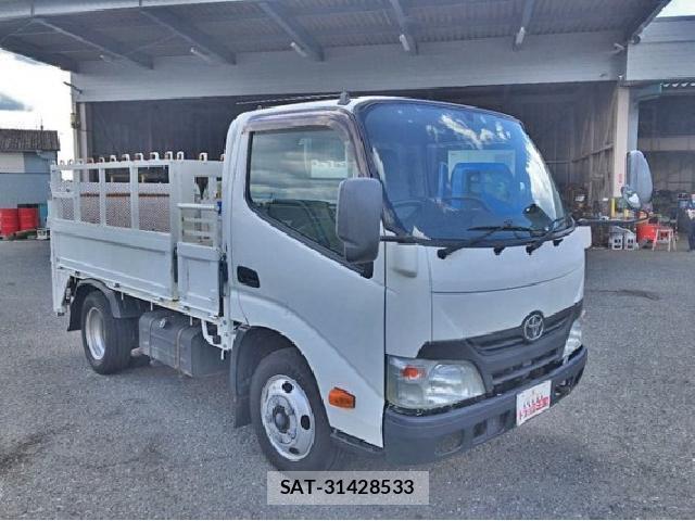 Toyota DYNA TRUCK 2012 8770202-3