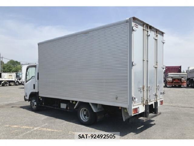Isuzu ELF TRUCK 2018 8768851-10
