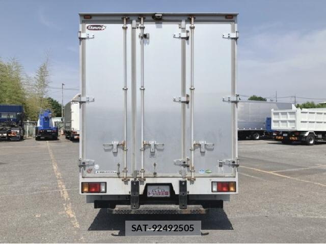 Isuzu ELF TRUCK 2018 8768851-4