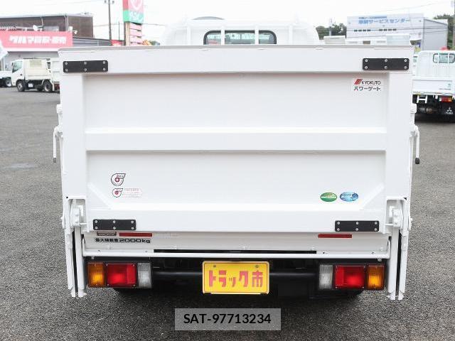 Isuzu ELF TRUCK 2020-07 8769694-17