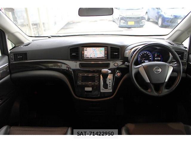 Nissan ELGRAND 2010-09 8769693-3