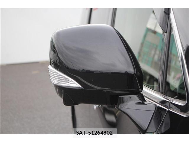 Nissan ELGRAND 2021-08 8769763-14