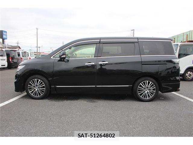 Nissan ELGRAND 2021-08 8769763-8