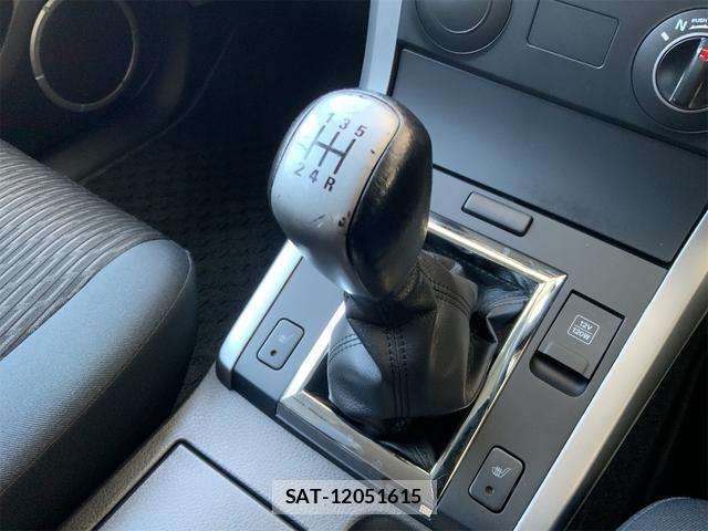 Suzuki ESCUDO 2013-07 8769088-9