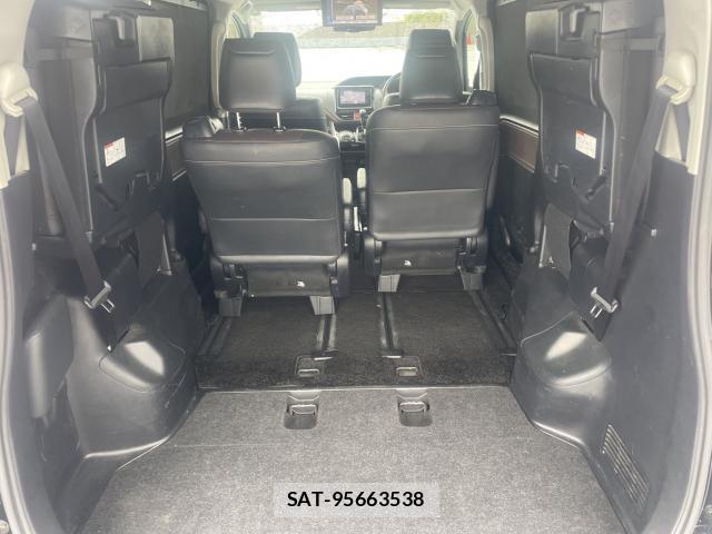 Toyota ESQUIRE 2015-10 8768843-10