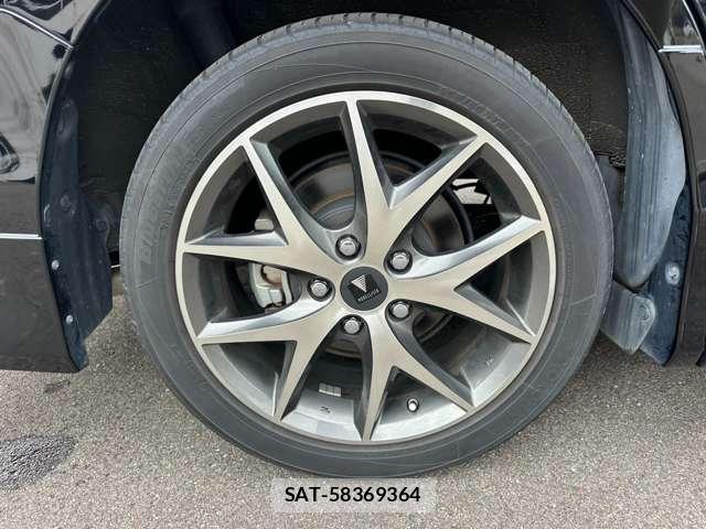 Toyota ESQUIRE 2019-06 8769300-13