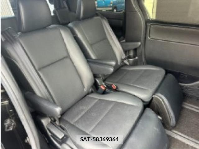 Toyota ESQUIRE 2019-06 8769300-15