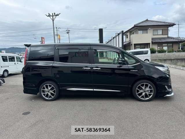 Toyota ESQUIRE 2019-06 8769300-4