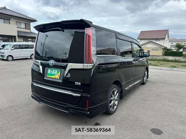 Toyota ESQUIRE 2019-06 8769300-5