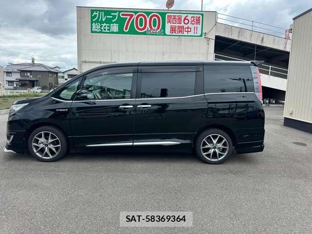 Toyota ESQUIRE 2019-06 8769300-8