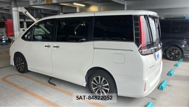 Toyota ESQUIRE 2018-08 8769606-13
