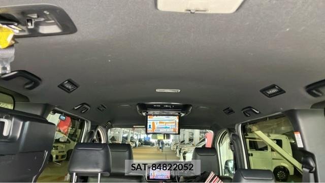 Toyota ESQUIRE 2018-08 8769606-15