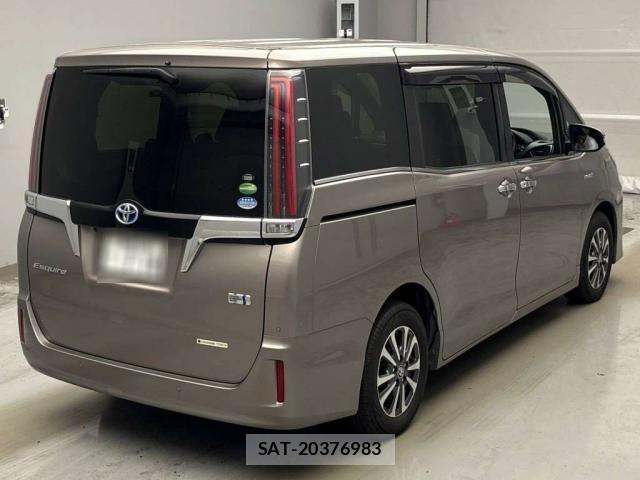Toyota ESQUIRE 2019-03 8769682-1