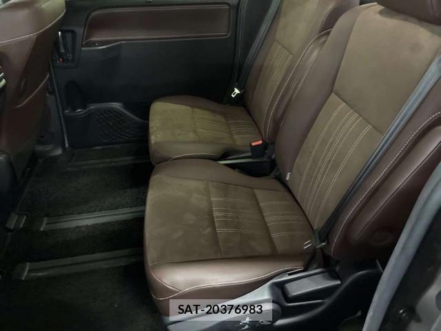 Toyota ESQUIRE 2019-03 8769682-12