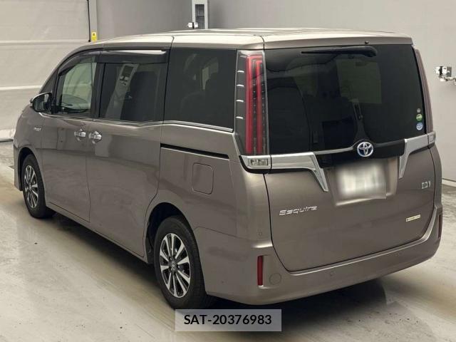 Toyota ESQUIRE 2019-03 8769682-4