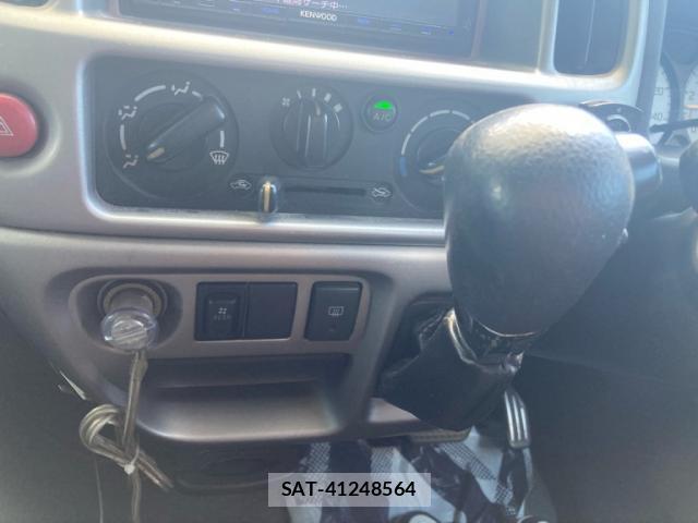 Suzuki EVERY WAGON 2004-04 8769206-15