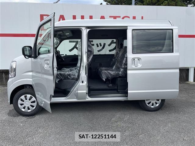 Suzuki EVERY 2026-09 8768682-11