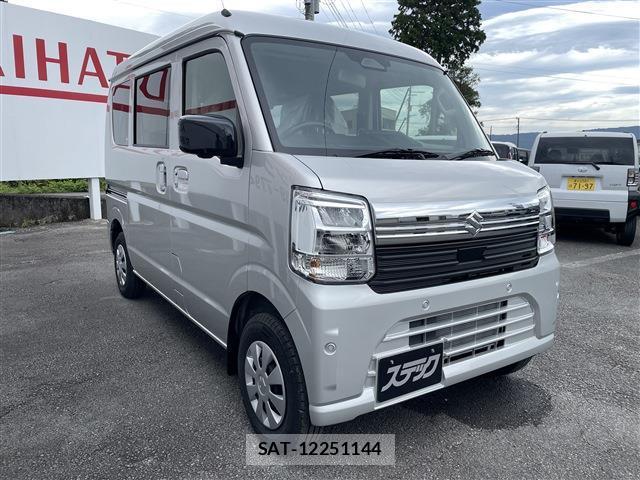 Suzuki EVERY 2026-09 8768682-2