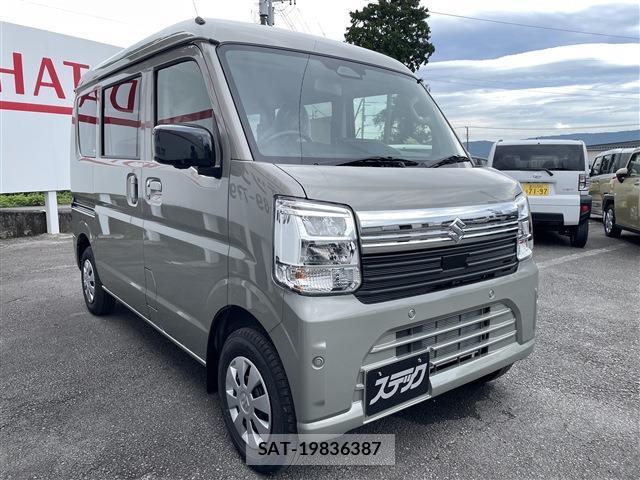 Suzuki EVERY 2026-09 8768683-2