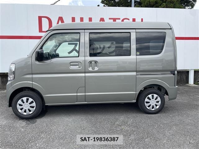 Suzuki EVERY 2026-09 8768683-6