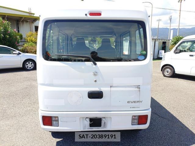Suzuki EVERY 2020-08 8768961-3