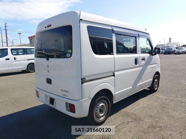 Suzuki EVERY 2018-08 8768990-2