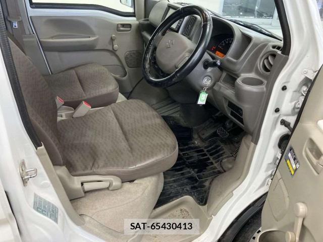 Suzuki EVERY 2020-11 8769918-5
