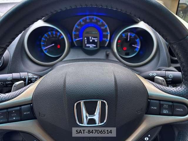 Honda FIT HYBRID 2011-05 8769405-10