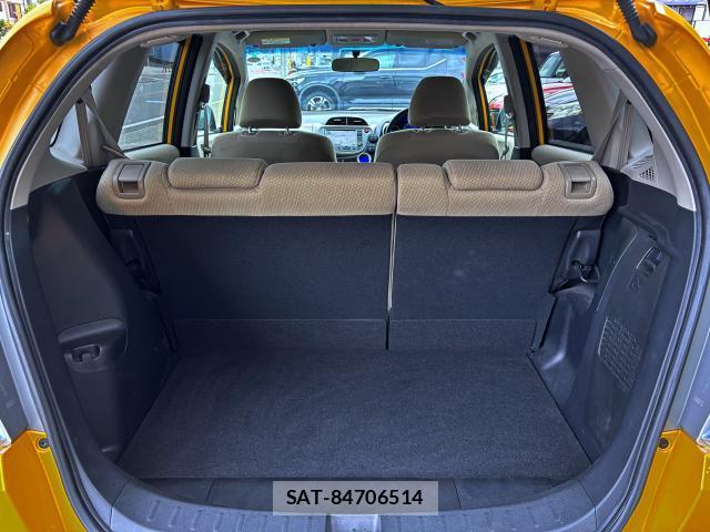 Honda FIT HYBRID 2011-05 8769405-4